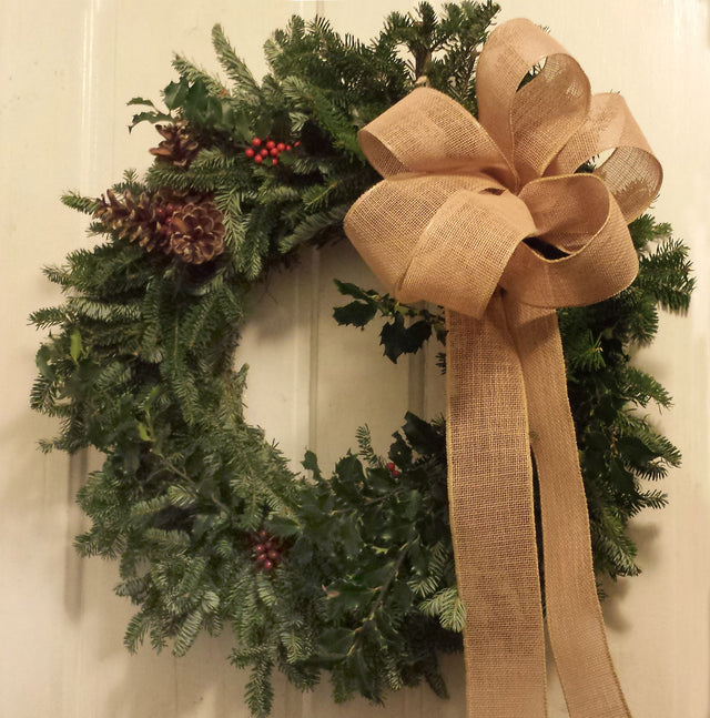 Making The Perfect Bow for A Festive Holiday Wreath